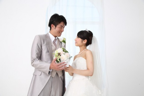 結婚　花婿と花嫁